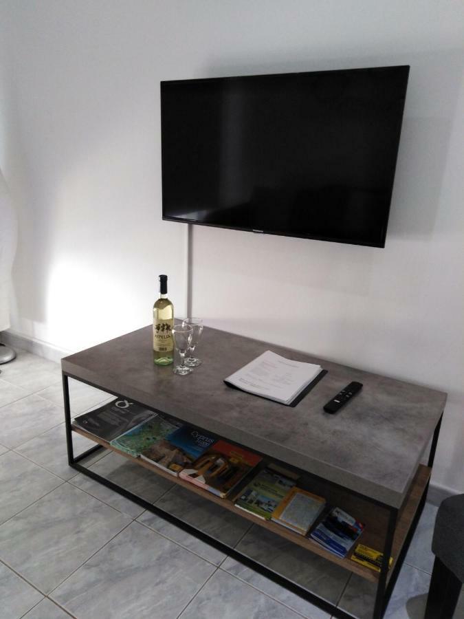 Modern Apartment In Paphos Town Centre Zewnętrze zdjęcie
