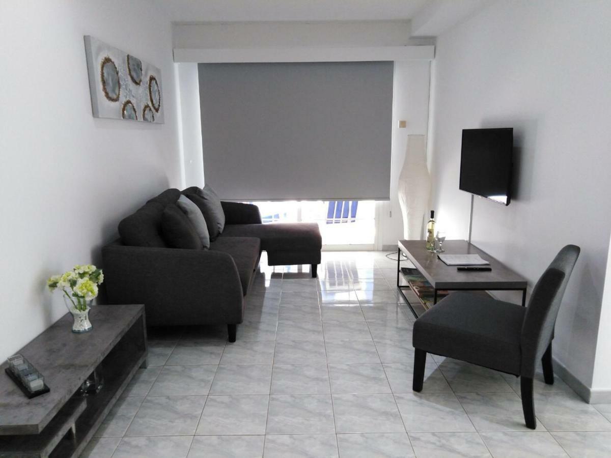 Modern Apartment In Paphos Town Centre Zewnętrze zdjęcie